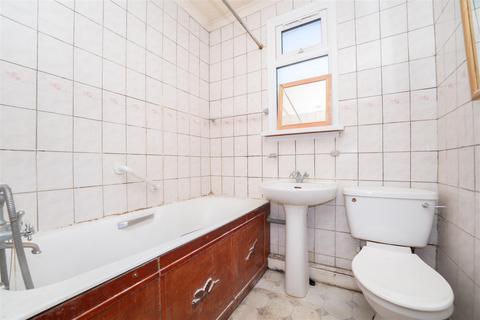 128 Trinity Road, Southall, UB1 1EL