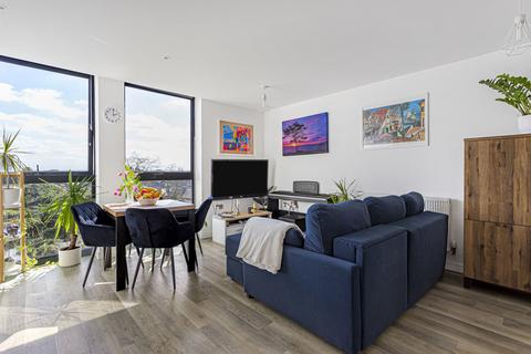 2 bedroom apartment for sale, Holly Road, Twickenham, TW1