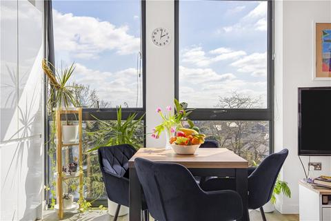 2 bedroom apartment for sale, Holly Road, Twickenham, TW1