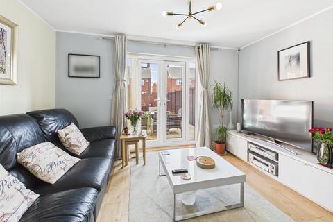 45 Acorn Way, Hardwicke, Gloucester, GL2 4AY
