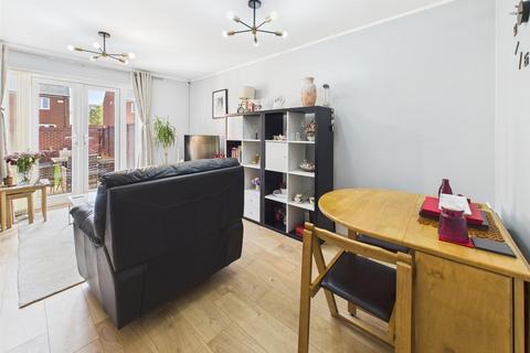 45 Acorn Way, Hardwicke, Gloucester, GL2 4AY