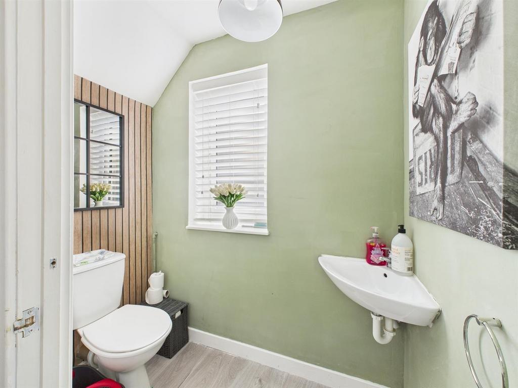 CAM03055 G0-PR0207-STILL019.jpg