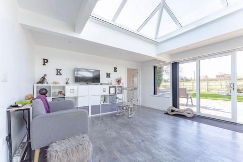 15 Blacksmiths Lane, Hindringham, Fakenham, NR21 0QB