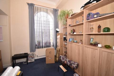 1 Upper Cloister Walk, Exminster, Exeter, EX6 8TY