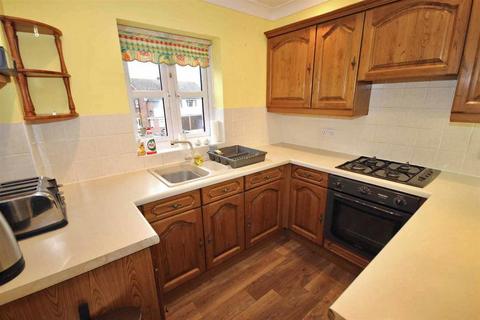 3 bedroom townhouse for sale, Vine Court, Vine Lane, Warwick