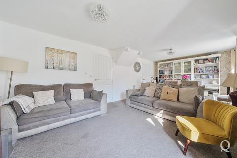 4 bedroom detached house for sale, Eveas Drive, Sittingbourne, Kent, ME10