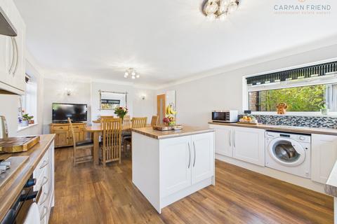 4 bedroom detached bungalow for sale, Hermitage Road, Saughall, CH1