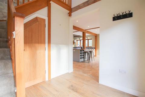 2 bedroom barn conversion to rent, Grange Road, Ickleton Saffron Walden CB10