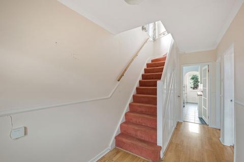 36 Ambrose Close, Worcester, WR2 6JX