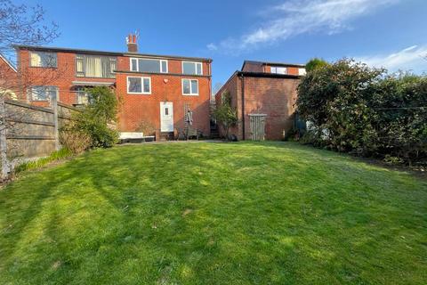 58 Grove Road, Uppermill, Oldham, OL3 6JL