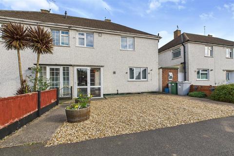 45 Greenway, Newark, NG24 4JE