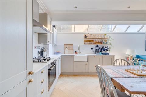 2 bedroom apartment for sale, Stephendale Road, London, SW6