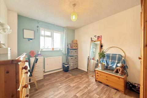 17 Colne Drive, Shoeburyness, Southend-on-sea, SS3 8XP