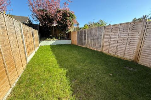 10 Graphic Close, Dunstable, LU6 3EL
