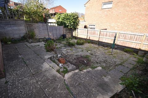 2 bedroom ground floor flat for sale, Barley Farm Road, Higher St Thomas, Exeter, EX4