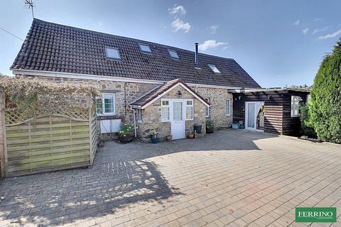 undefined, Eastbach, English Bicknor, Coleford, Gloucestershire. GL16 7EU