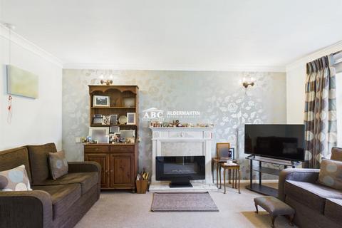 2 bedroom retirement property for sale, Green Lane, Stanmore