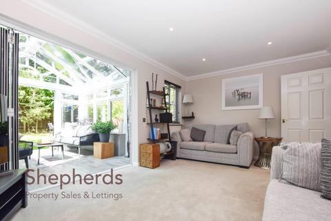 5 Hillcrest Close, Goffs Oak, Waltham Cross, EN7 5EJ