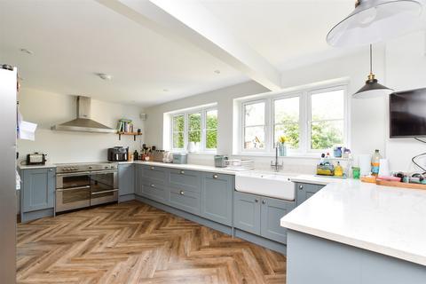 5 bedroom detached house for sale, Broadmead, Tunbridge Wells TN2