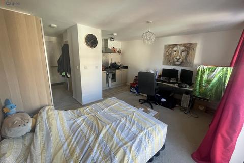 Studio for sale, Longacres, Bridgend, Bridgend County. CF31 2DH