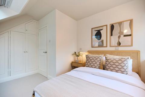 3 bedroom flat for sale, Macroom Road, London, W9