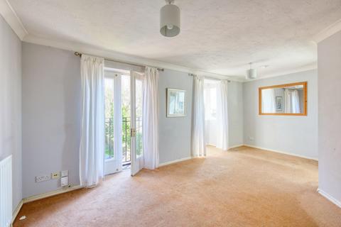 51 Jemmett Close, Kingston Upon Thames, KT2 7AJ