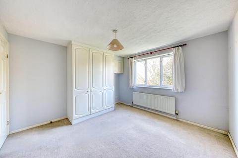 51 Jemmett Close, Kingston Upon Thames, KT2 7AJ
