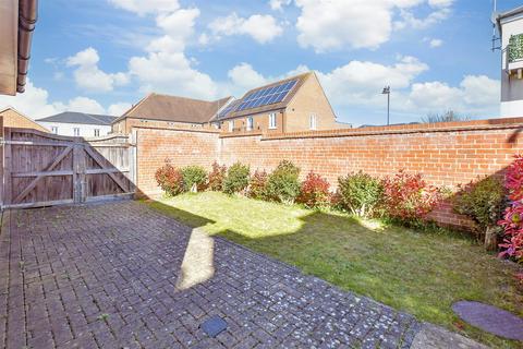 4 bedroom end of terrace house for sale, Ellisons Crescent, Waterlooville PO7