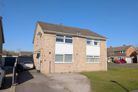 9 Avon Road, Hurworth Place, Darlington, DL2 2HF