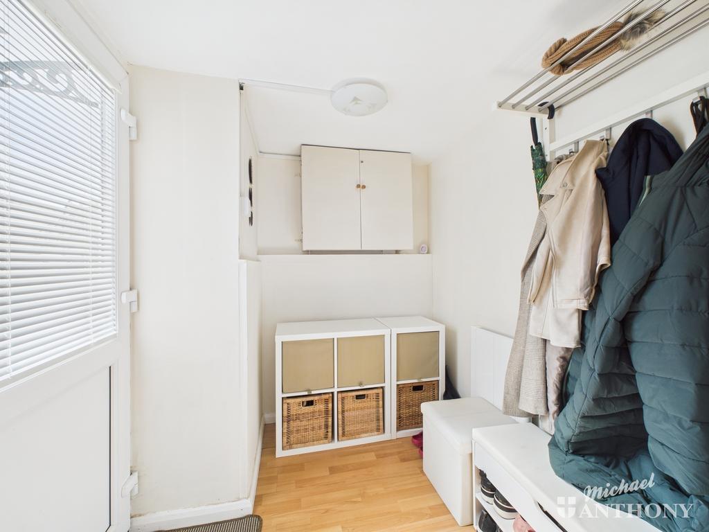 Cam02773 g0 pr0277 still021