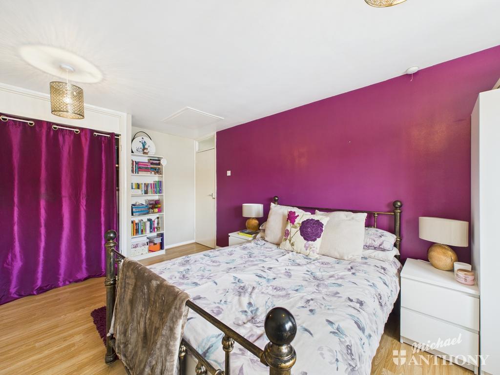 Cam02773 g0 pr0277 still003