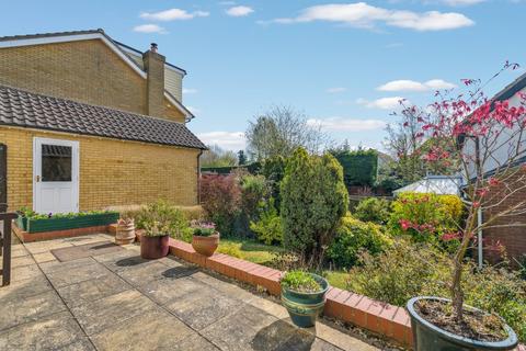 10 Taskers Field, Caxton, Cambridge, CB23 3PA