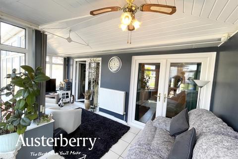 8 Chatterton Place, Stoke-on-trent, ST3 1SS