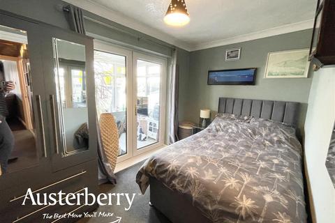8 Chatterton Place, Stoke-on-trent, ST3 1SS