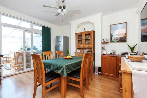 4 bedroom semi-detached house for sale, Byron Avenue, New Malden, KT3