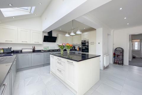 5 bedroom detached house for sale, Milton Hall Road, Gravesend, Kent, DA12