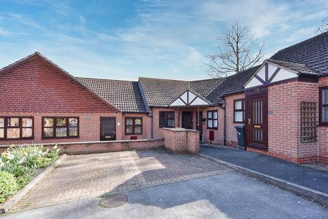 2 bedroom bungalow for sale, Elmsdale Gardens, Burton Joyce, Nottingham