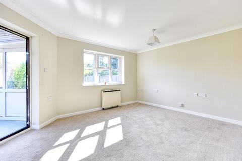 2 bedroom bungalow for sale, Elmsdale Gardens, Burton Joyce, Nottingham