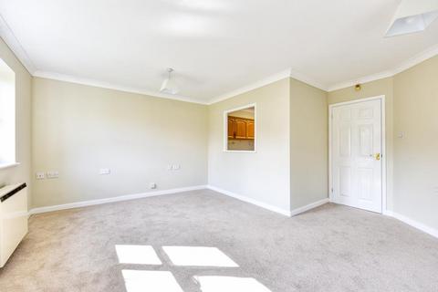 2 bedroom bungalow for sale, Elmsdale Gardens, Burton Joyce, Nottingham