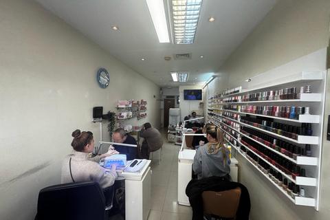 Shop to rent, Kilburn High Road, London, NW6