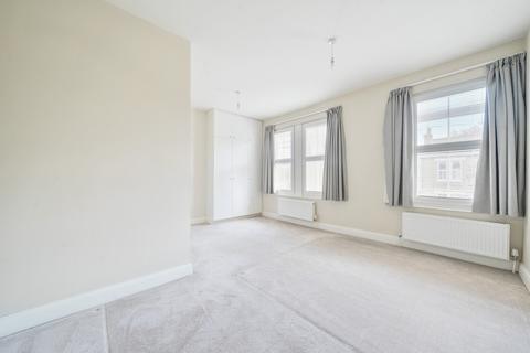 46 Chatham Road, Kingston Upon Thames, KT1 3AA