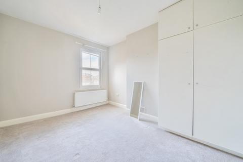 46 Chatham Road, Kingston Upon Thames, KT1 3AA