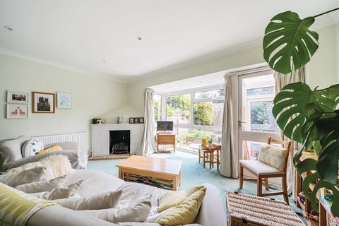 2 bedroom terraced house for sale, Bladon Close, Guildford, GU1