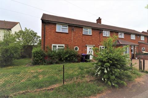 3 bedroom end of terrace house to rent, Gaunts Way, Letchworth Garden City SG6