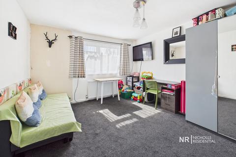 1 bedroom flat for sale, West Ewell KT19