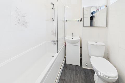 1 bedroom flat for sale, West Ewell KT19