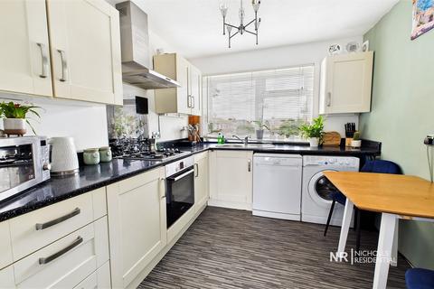 1 bedroom flat for sale, West Ewell KT19