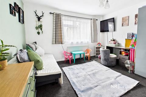 1 bedroom flat for sale, West Ewell KT19