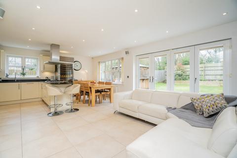 undefined, Milton Keynes MK14