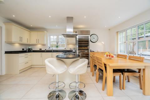 undefined, Milton Keynes MK14